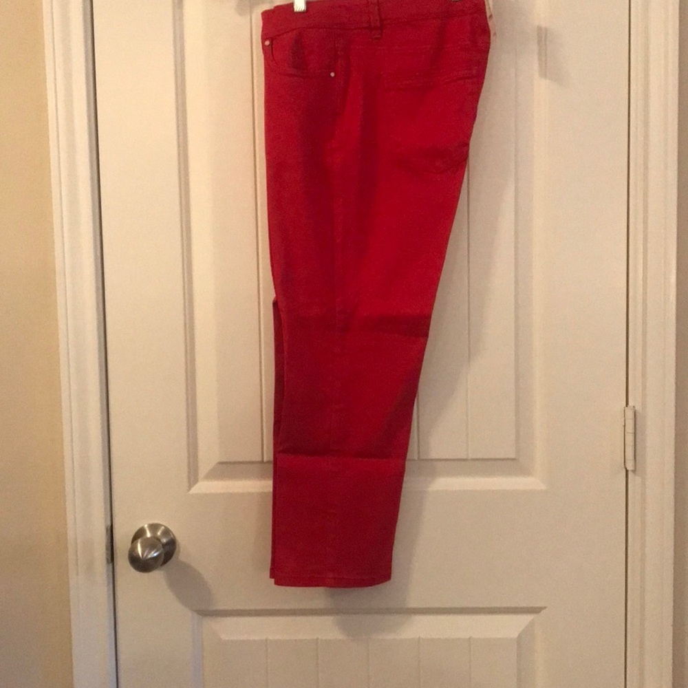White House Black Market Contour Slim Crop Pants 10 Flame Red